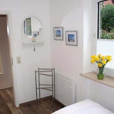 Haus-koenigsfriesen-whg-04 Apartment