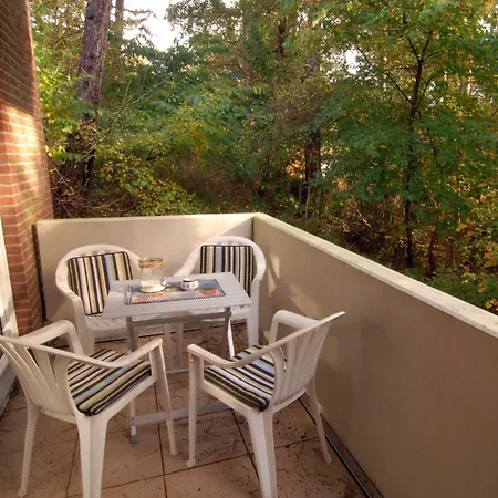 Apartment Haus-koenigsfriesen-whg-04 *